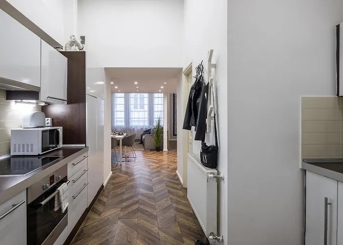 Riverside Apartament *