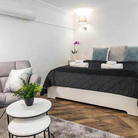 Riverside Apartment Budapest