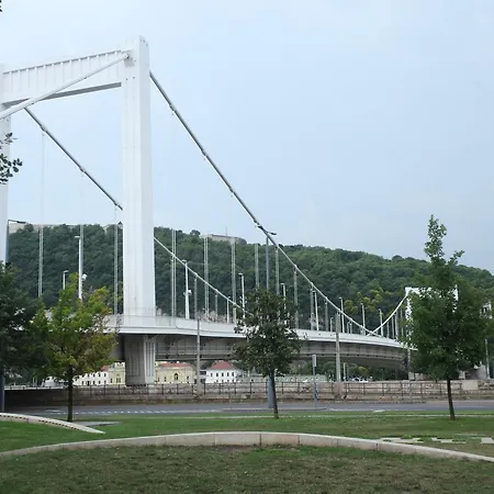 דירה Riverside *